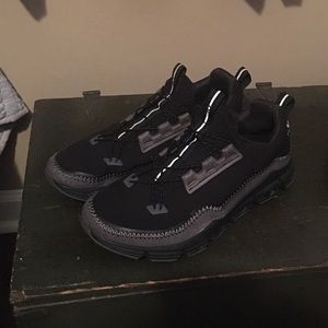 On Cloud Cloudaway Shoes size 12 Black & Gray